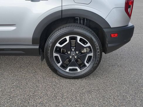 Used 2021 Ford Bronco Sport Outer Banks AWD/4WD image 13