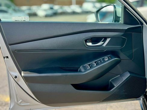 Used 2023 Honda Accord LX image 10