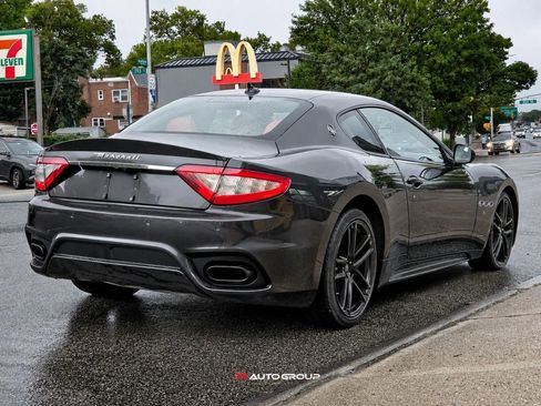 Used 2018 Maserati GranTurismo Sport RWD image 9