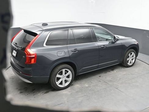 Used 2022 Volvo XC90 T5 Momentum AWD/4WD image 29