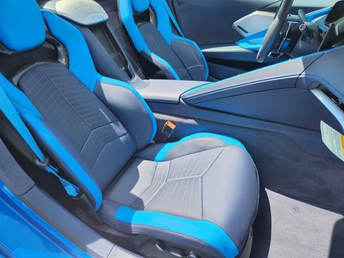 Used 2024 Chevrolet Corvette Stingray Premium Conv w/ Z51 Performance Package RWD image 20