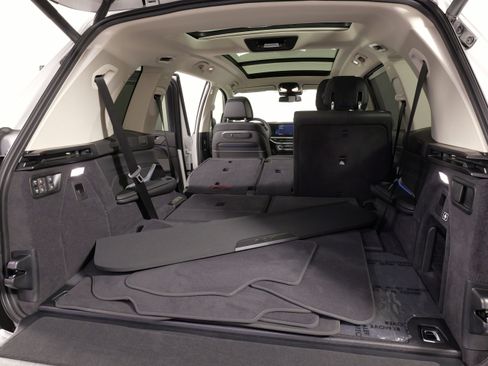 Used 2025 BMW X7 xDrive40i image 51