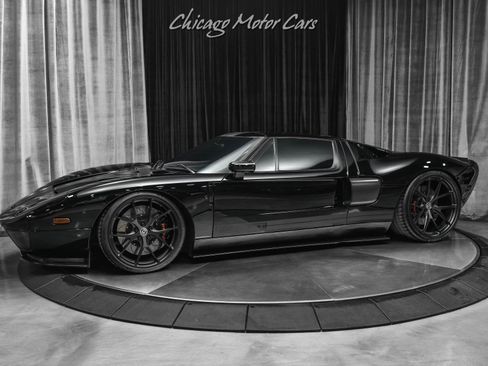 Used 2006 Ford GT image 1