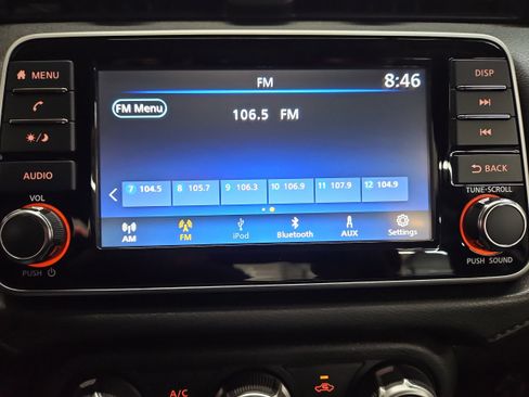 Used 2022 Nissan Versa S image 19