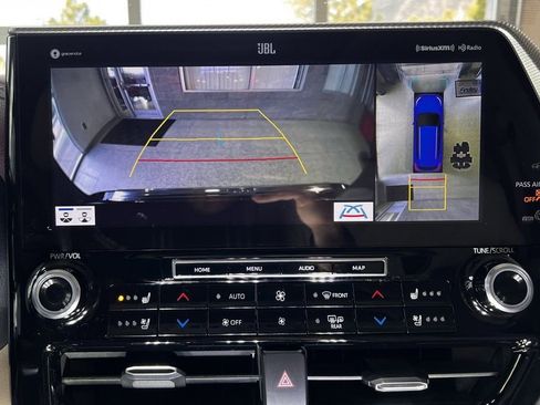 Certified 2020 Toyota Highlander Platinum image 31