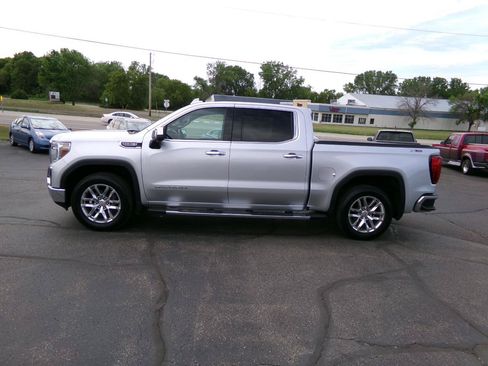 Used 2021 GMC Sierra 1500 SLT w/ SLT Premium Plus Package AWD/4WD image 7
