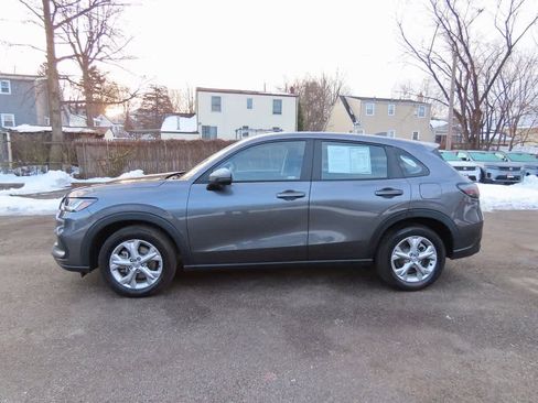 Certified 2023 Honda HR-V LX image 3