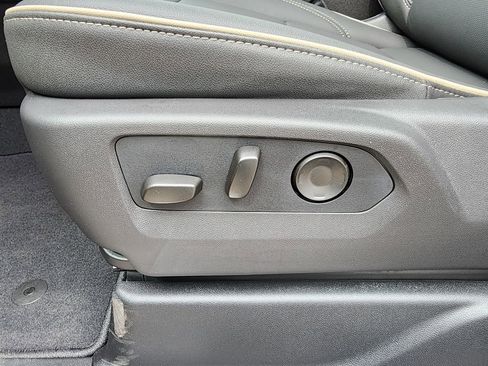New 2026 GMC Yukon Elevation AWD/4WD image 17