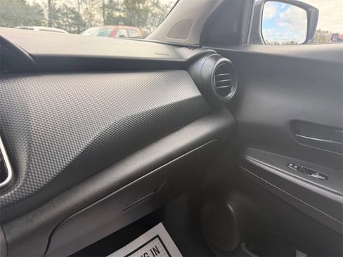 Used 2023 Nissan Kicks S image 24