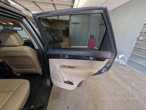Used 2012 Kia Sorento EX w/ Premium Plus Pkg AWD/4WD image 28