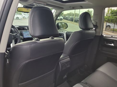 Certified 2022 Toyota 4Runner SR5 Premium image 14