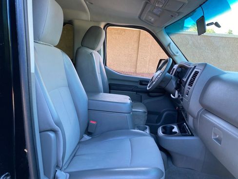 Used 2017 Nissan NV 3500 SV w/ SV Technology Package image 37