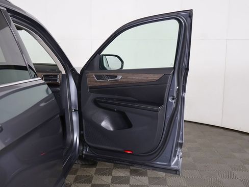 Used 2024 Volkswagen Atlas SEL Premium R-Line AWD/4WD image 26