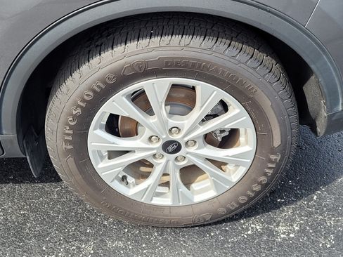 Used 2023 Ford Escape Active w/ Cold Weather Package FWD image 10