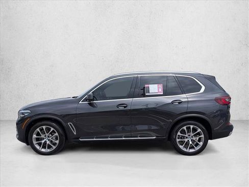 Used 2022 BMW X5 xDrive40i w/ Premium Package AWD/4WD image 9