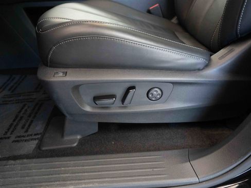 Used 2025 INFINITI QX60 Sensory w/ Vision Package AWD/4WD image 12