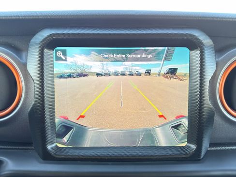 Used 2022 Jeep Gladiator Mojave w/ LED Lighting Group AWD/4WD image 12