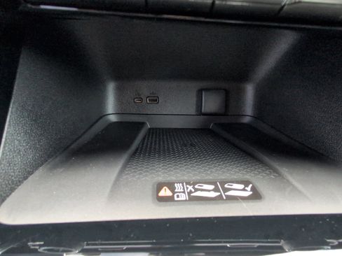 New 2026 Chevrolet Traverse Z71 w/ Enhanced Driving Package image 25