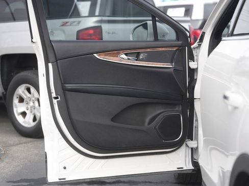 Used 2018 Lincoln MKX Reserve w/ Driver Assistance Package image 30