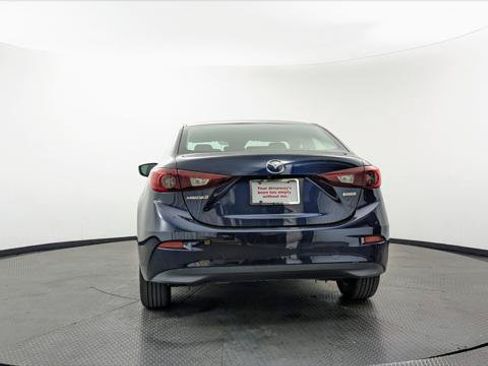 Used 2018 MAZDA MAZDA3 Sport FWD image 6