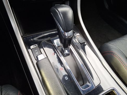 Used 2017 Honda Accord Sport Special Edition image 13