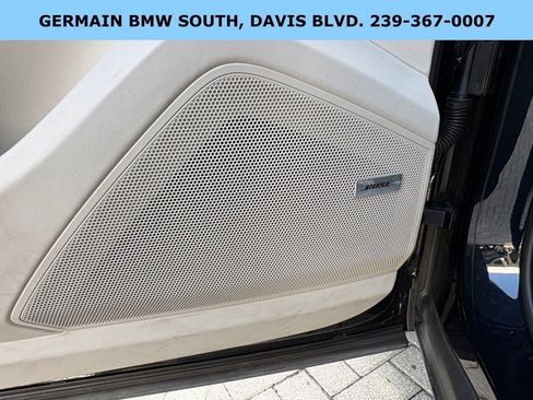 Used 2022 Porsche Cayenne S Platinum image 19