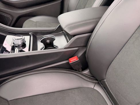New 2026 Jeep Grand Cherokee Altitude AWD/4WD image 12