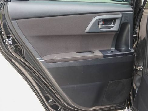 Used 2017 Toyota Corolla iM FWD image 11