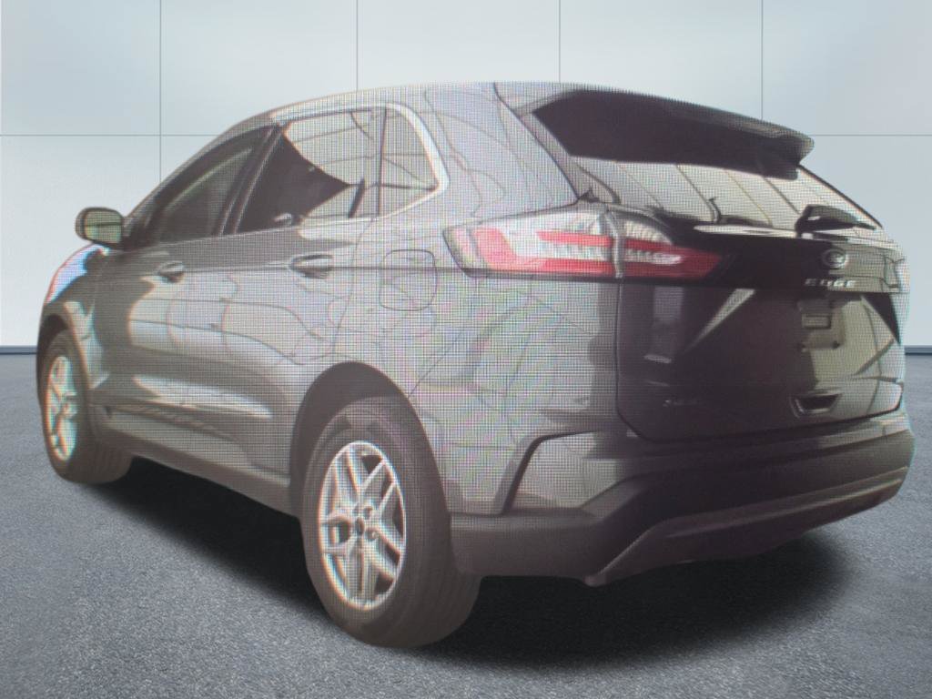 Used 2024 Ford Edge SEL w/ Convenience Package AWD/4WD image 5