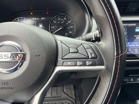 Used 2021 Nissan Kicks SV image 27