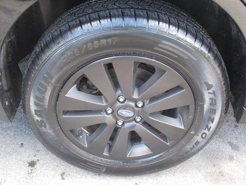 Used 2018 Subaru Outback 2.5i Premium AWD/4WD image 7