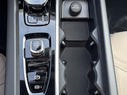 New 2026 Volvo XC60 B5 Core w/ Protection Package image 26