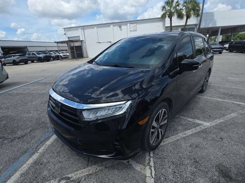 Used 2023 Honda Odyssey Touring image 4