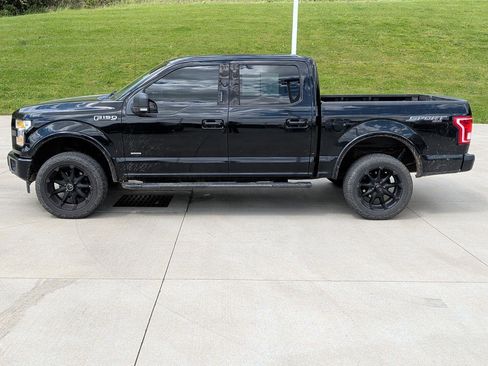 Used 2017 Ford F150 XLT w/ Equipment Group 302A Luxury AWD/4WD image 9