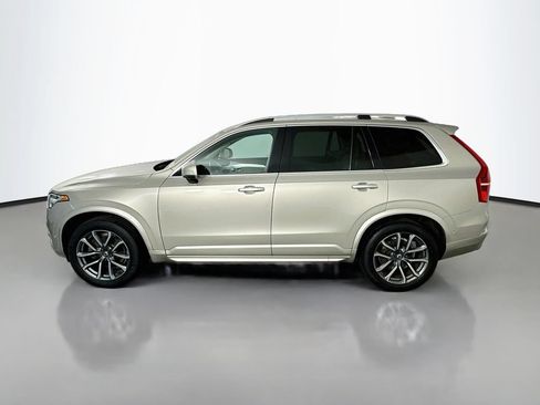 Used 2018 Volvo XC90 T6 Momentum w/ Convenience Package AWD/4WD image 4