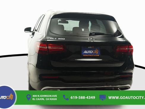 Used 2019 Mercedes-Benz GLC 300 4MATIC image 15