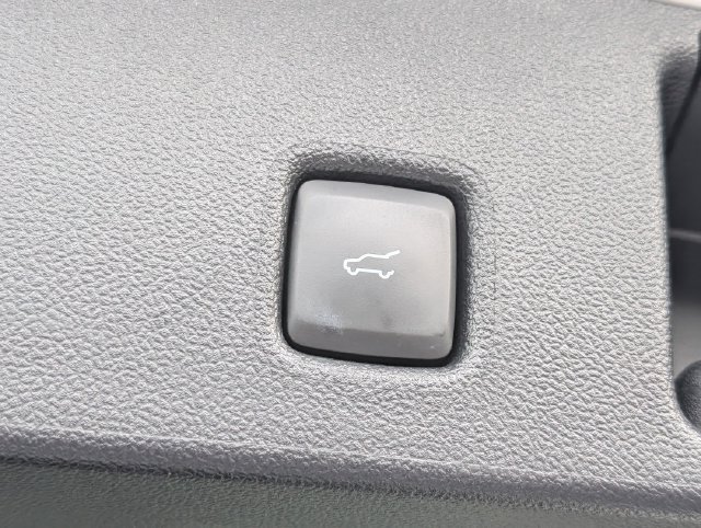 Used 2024 Ford Escape ST-Line w/ Tech Pack #1 AWD/4WD image 36