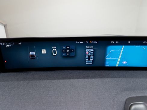 Used 2025 Ford Expedition Active image 29