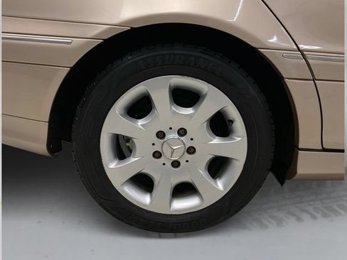 Used 2005 Mercedes-Benz C 320 4MATIC Sedan image 18