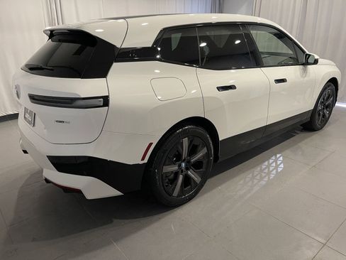 Used 2025 BMW iX xDrive50 image 6