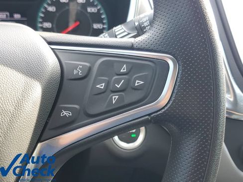 Used 2024 Chevrolet Equinox LS FWD image 21
