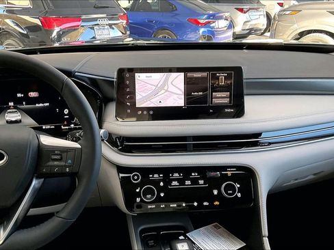 New 2026 INFINITI QX60 Luxe w/ Family Package image 19