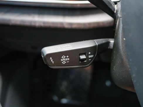 Used 2023 Audi Q8 Premium w/ Convenience Package image 36