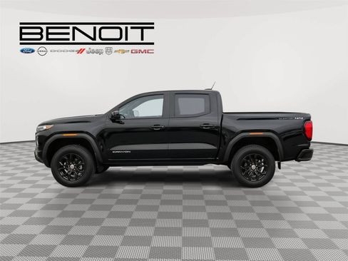 Used 2024 GMC Canyon Elevation w/ Convenience Package AWD/4WD image 4