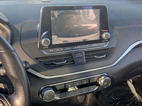 Used 2022 Nissan Altima 2.5 SR image 12