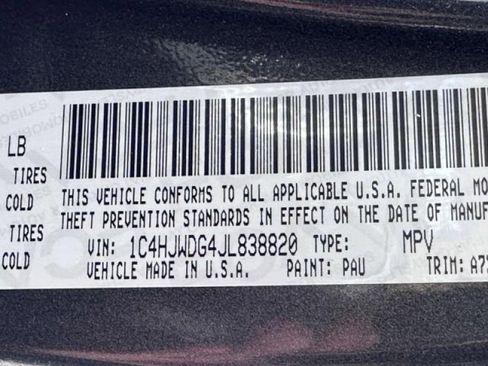 Used 2018 Jeep Wrangler Unlimited Sport S image 31