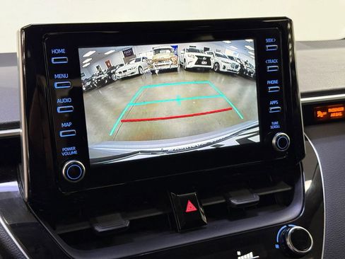 Used 2020 Toyota Corolla LE w/ Carpet Mat Package (TMS) FWD image 23