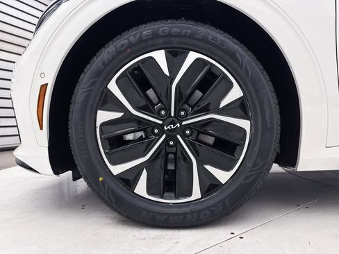 Used 2022 Kia EV6 GT-Line image 15