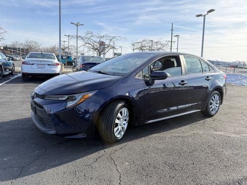 Certified 2023 Toyota Corolla LE image 4