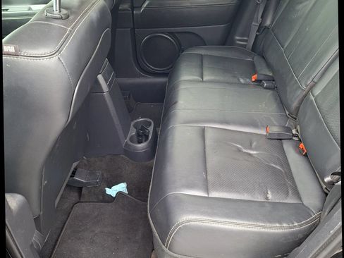 Used 2016 Jeep Compass High Altitude FWD image 8